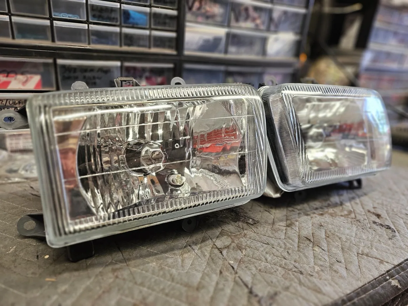 NEW clear glass headlights for 2nd gen 4Runner!